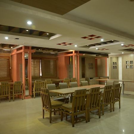 Hotel Sri Sai Krupa 하이데라바드 외부 사진