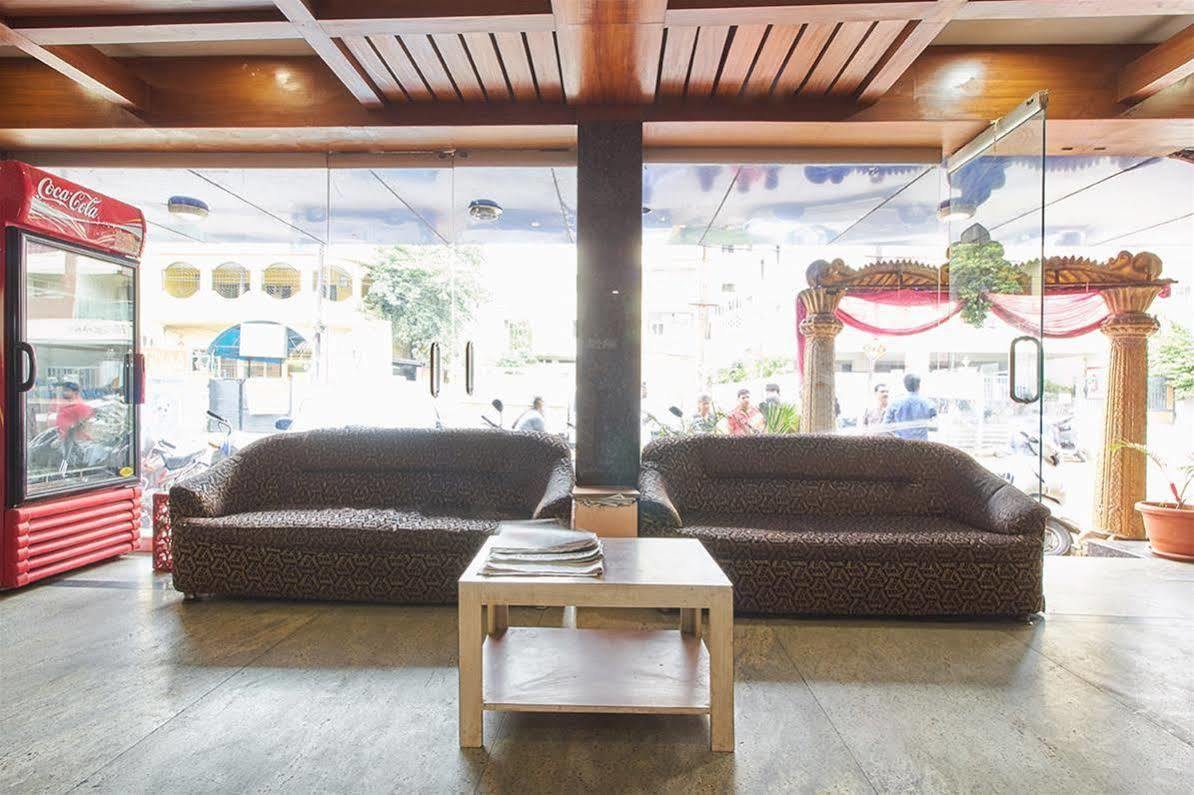 Hotel Sri Sai Krupa 하이데라바드 외부 사진