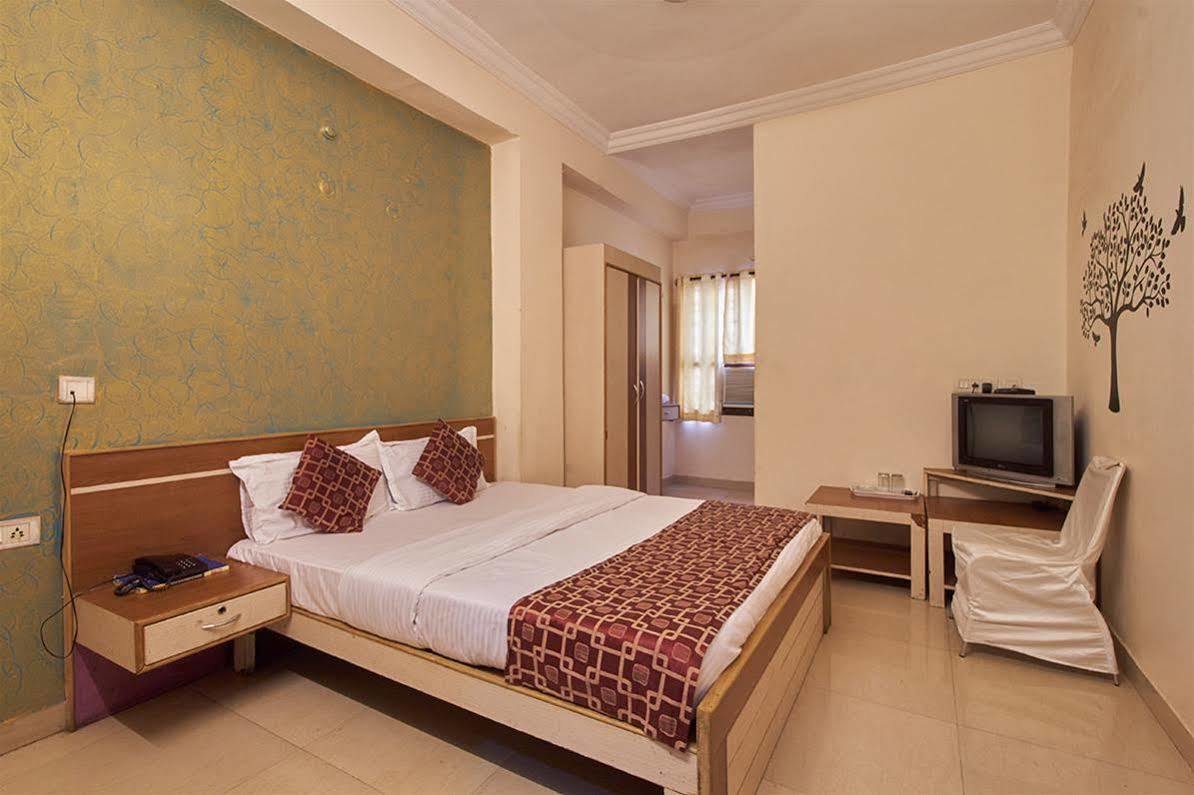 Hotel Sri Sai Krupa 하이데라바드 외부 사진